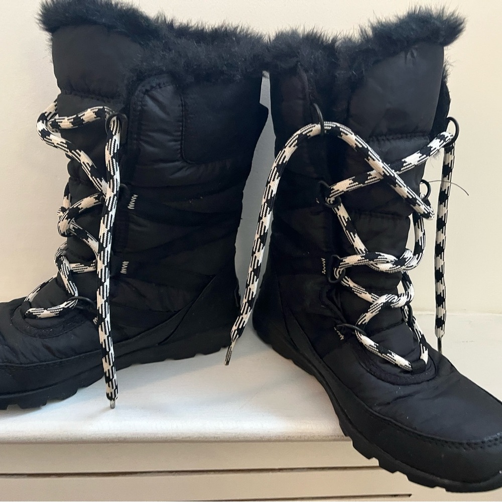 Sorrel Whitney Women's Black Winter Boots (Black/Sea Salt)